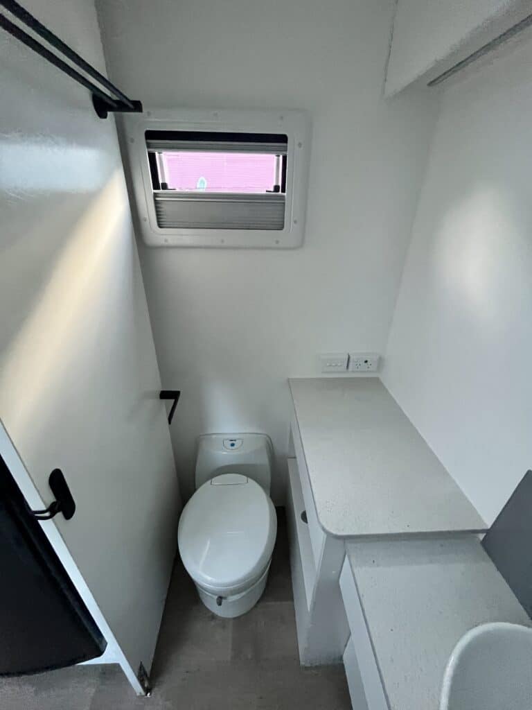 PIC 6