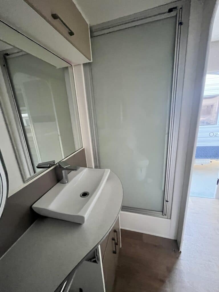 PIC 7
