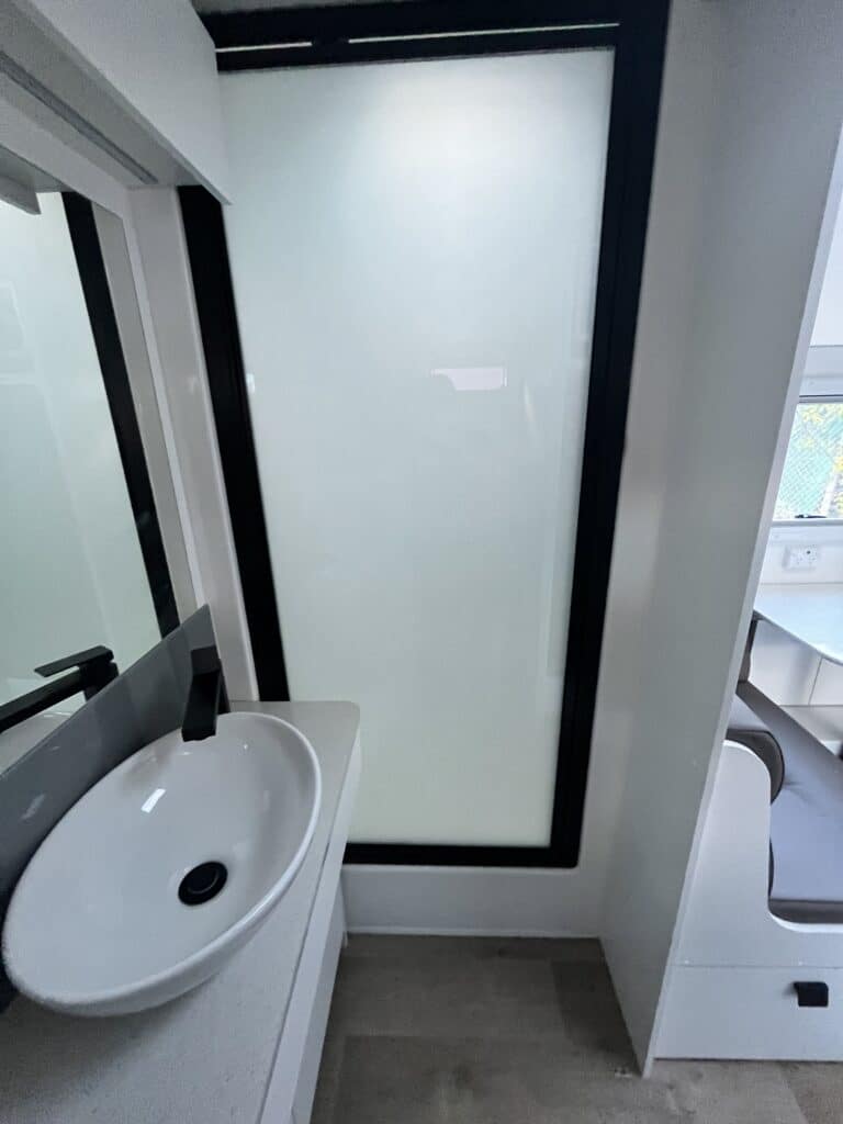 PIC 8